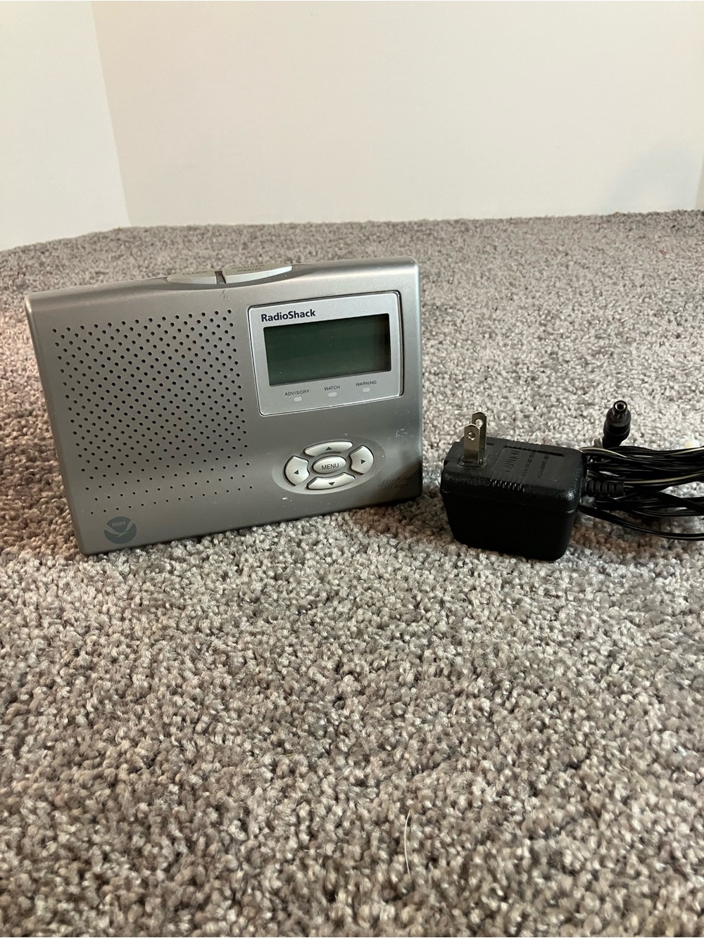 Vintage Radio Shack Portable Model: 12-261 NOAA Weather Radio